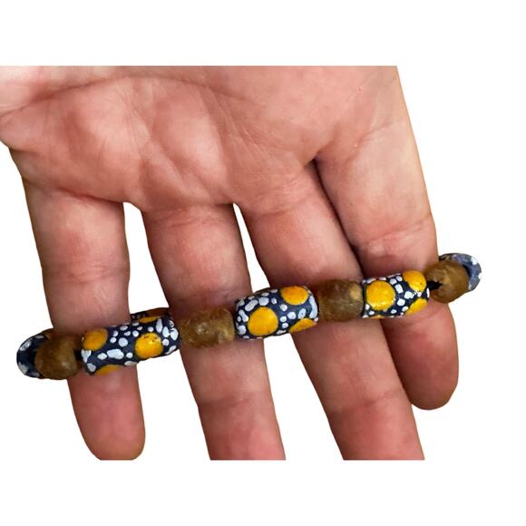 Orange Art Glass Beaded Bracelet - Picture 4 of 6